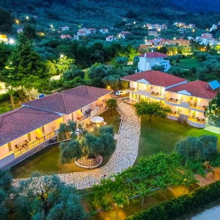Aneton Aparthotel Hriszí Amudiá Kültér fotó