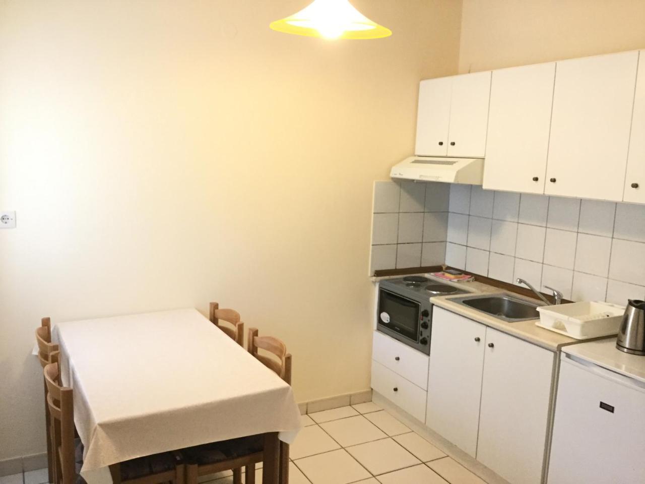 Aneton Aparthotel Hriszí Amudiá Kültér fotó