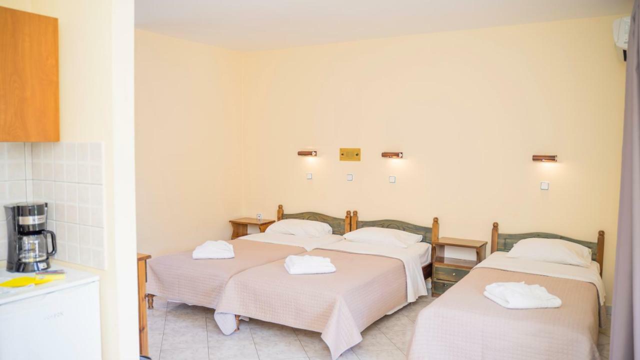 Aneton Aparthotel Hriszí Amudiá Kültér fotó